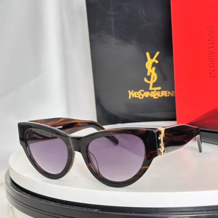 スーパーコピー ジバンシィ サングラス