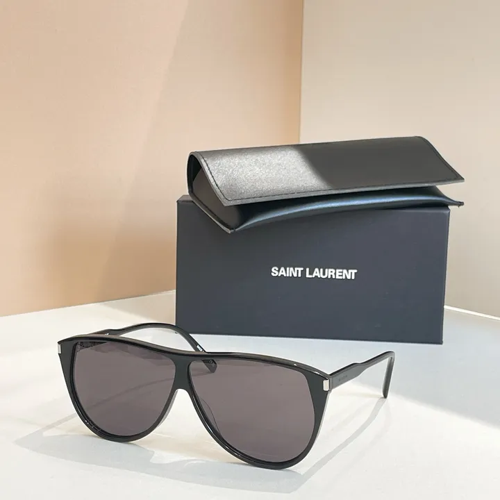 スーパーコピー ジバンシィ サングラス