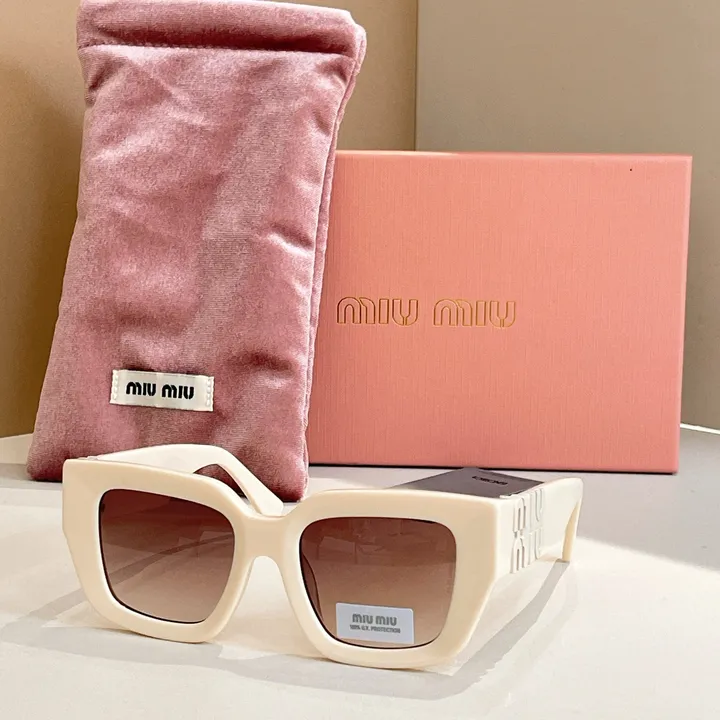 スーパーコピー ミュウミュウ サングラス