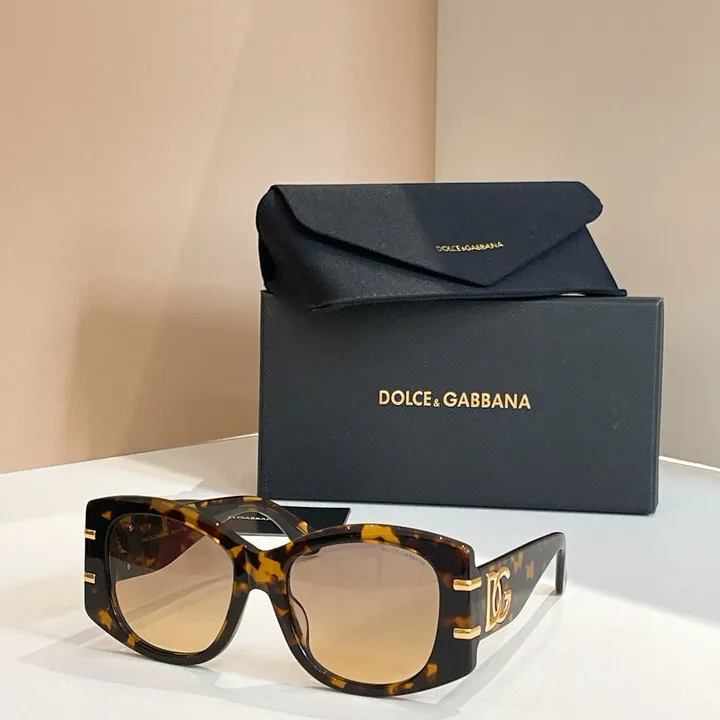 スーパーコピー ミュウミュウ サングラス