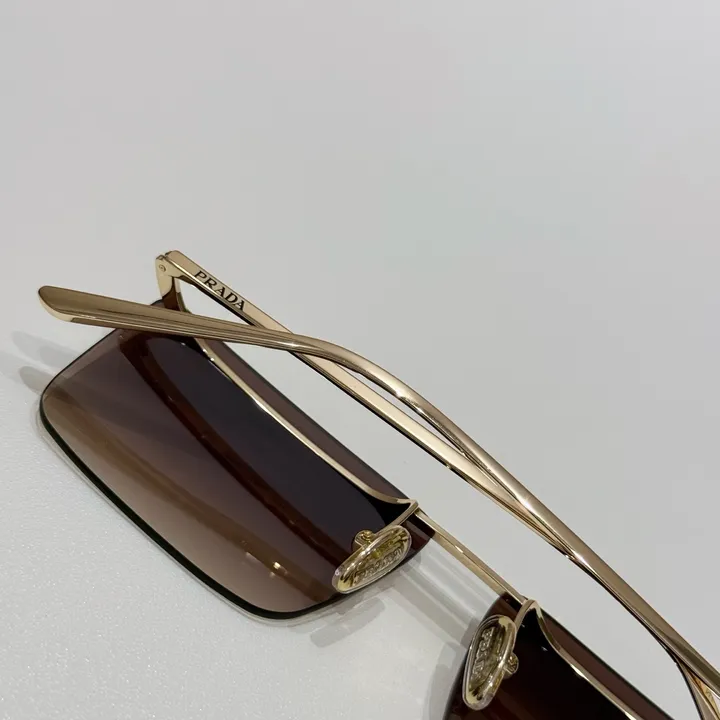 スーパーコピー プラダ サングラス