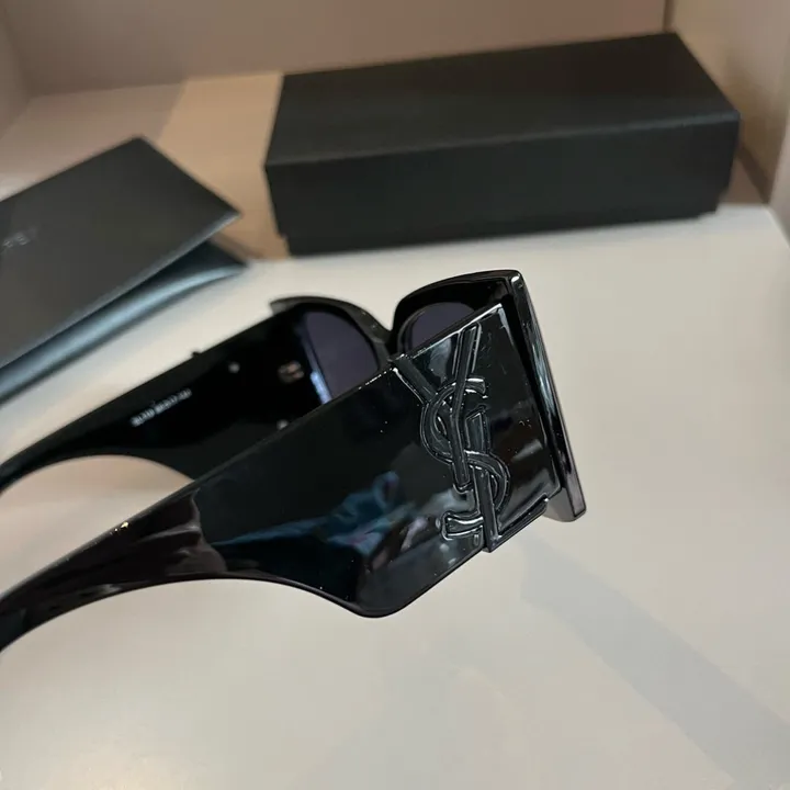 スーパーコピー イブサンローラン サングラス