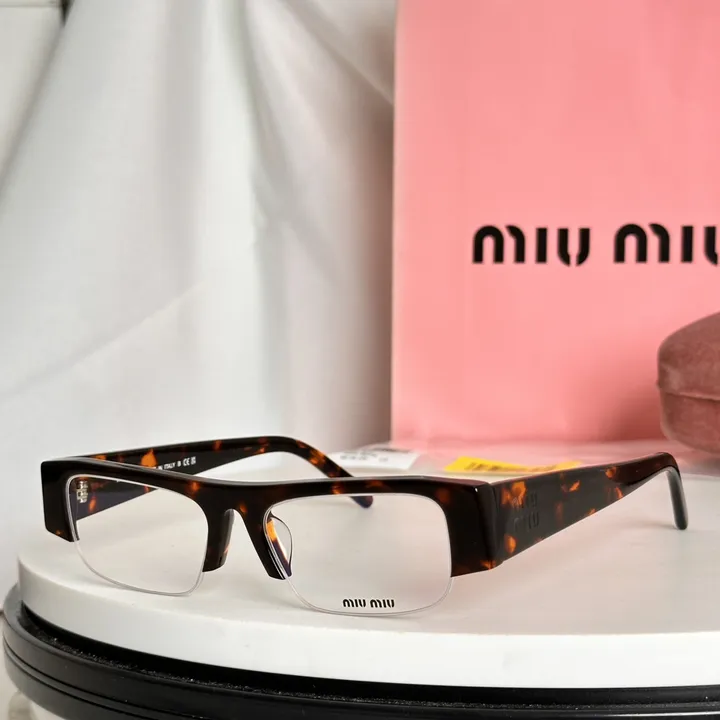 スーパーコピー ミュウミュウ サングラス