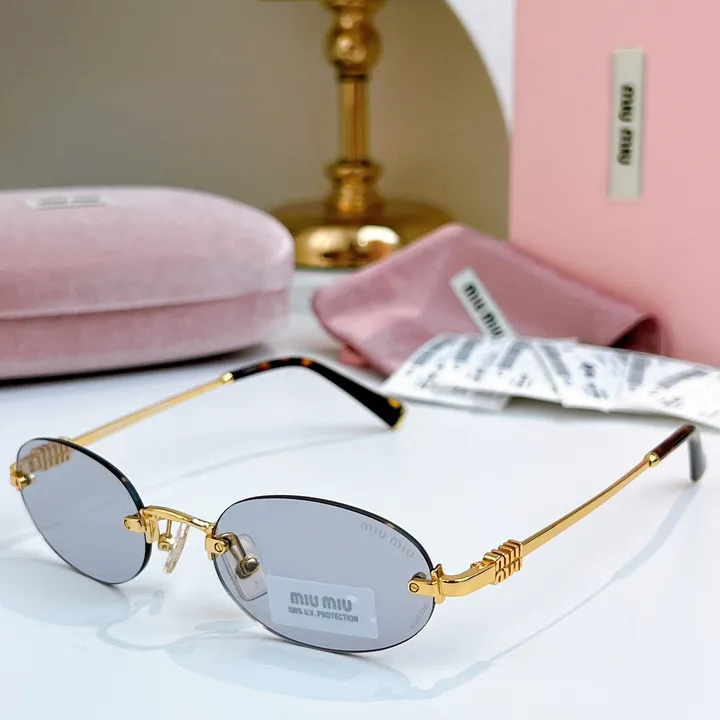 スーパーコピー ミュウミュウ サングラス