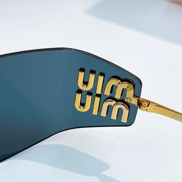 スーパーコピー ミュウミュウ サングラス