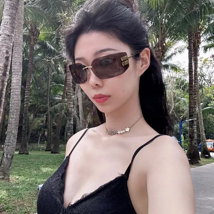 スーパーコピー ミュウミュウ サングラス