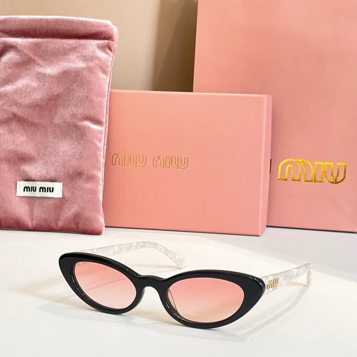 スーパーコピー ミュウミュウ サングラス