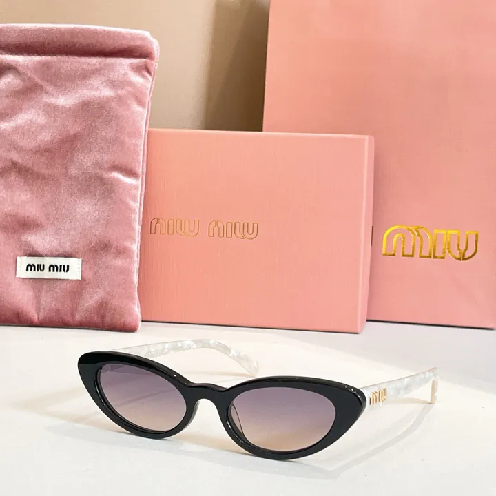 スーパーコピー ミュウミュウ サングラス