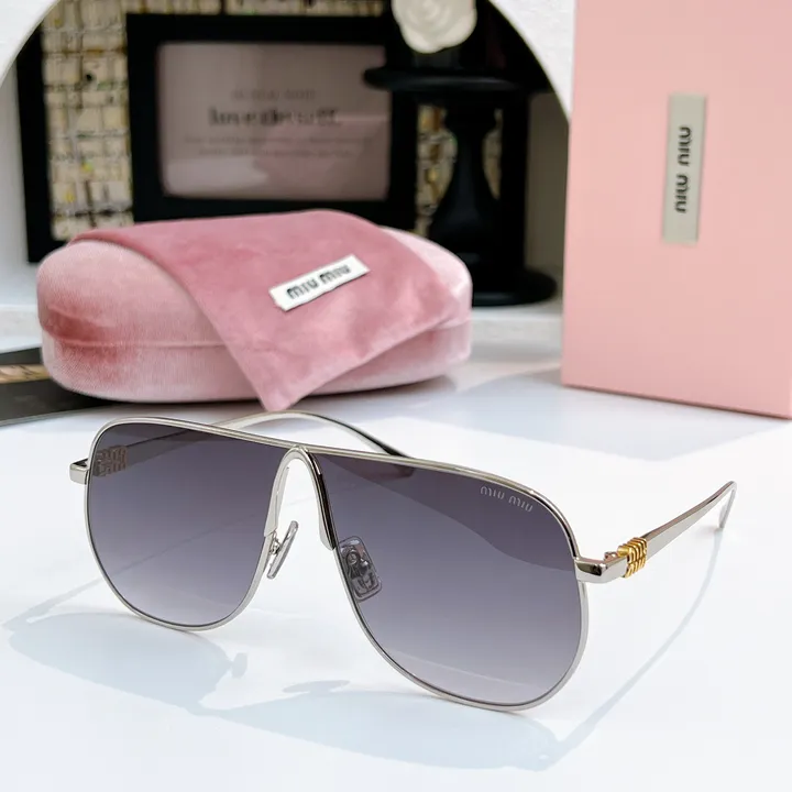 スーパーコピー ミュウミュウ サングラス