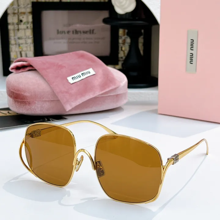 スーパーコピー ミュウミュウ サングラス
