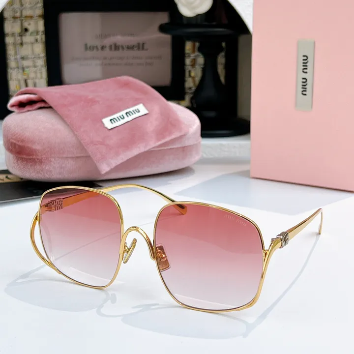 スーパーコピー ミュウミュウ サングラス