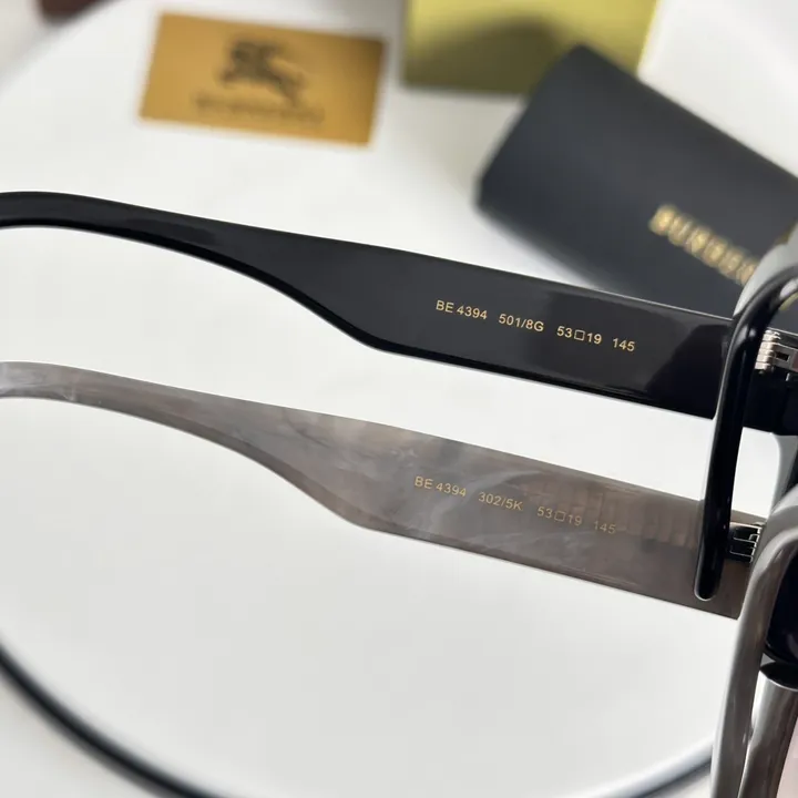 スーパーコピー バーバリー ス サングラス