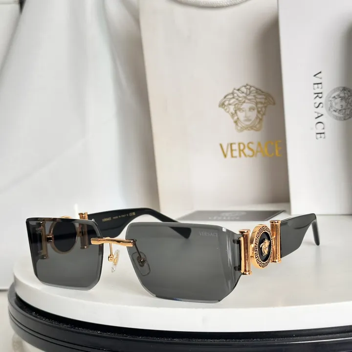 スーパーコピー ヴェルサーチ サングラス