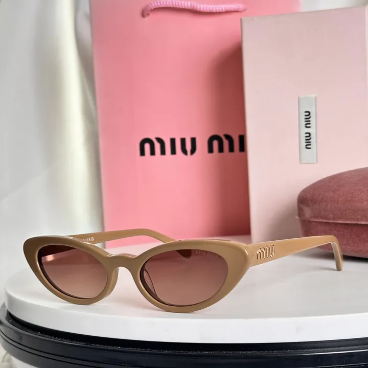 スーパーコピー ミュウミュウ サングラス