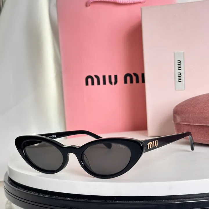 スーパーコピー ミュウミュウ サングラス