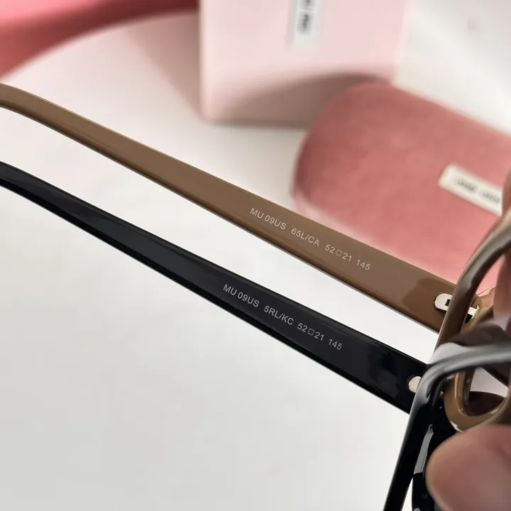 スーパーコピー ミュウミュウ サングラス