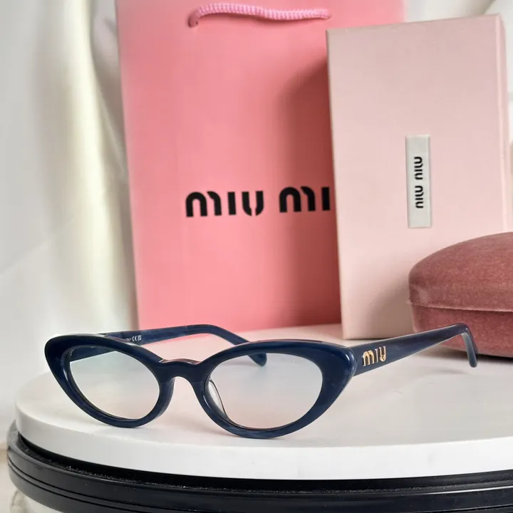 スーパーコピー ミュウミュウ サングラス