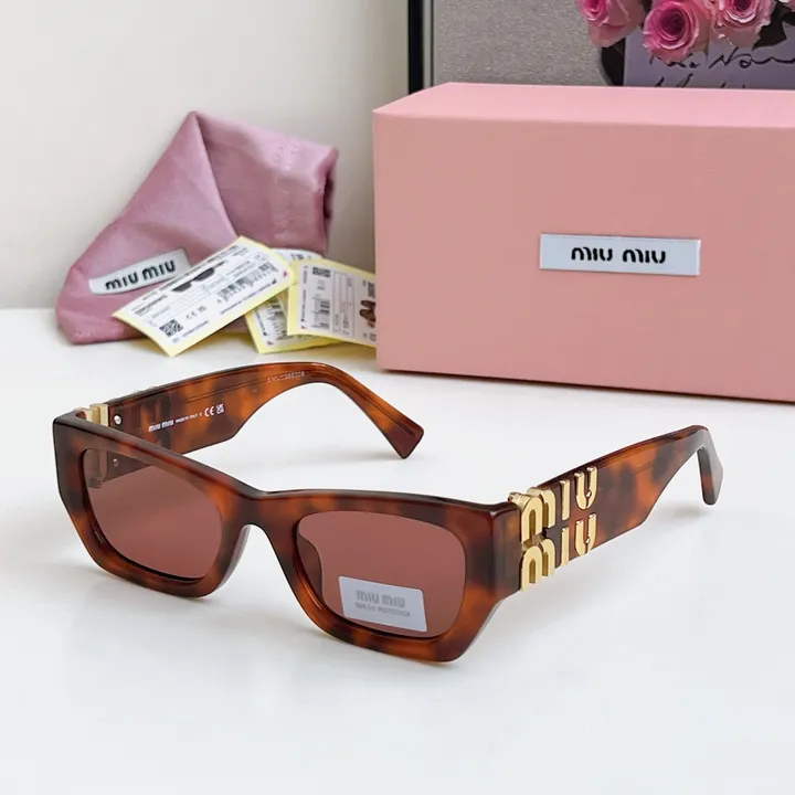 スーパーコピー ミュウミュウ サングラス