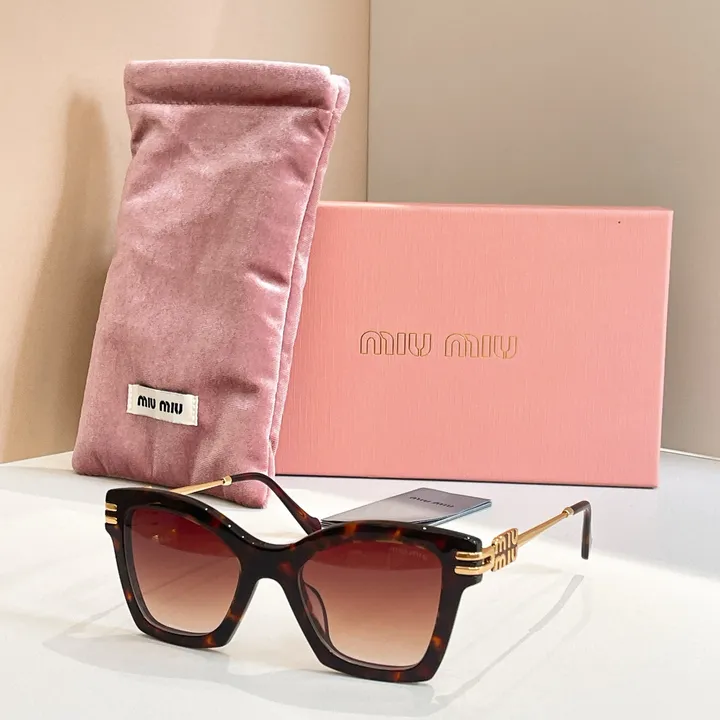 スーパーコピー ミュウミュウ サングラス