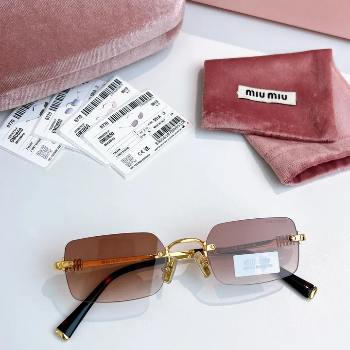 スーパーコピー ミュウミュウ サングラス