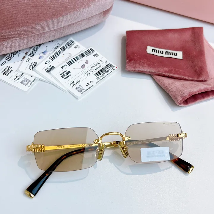 スーパーコピー ミュウミュウ サングラス