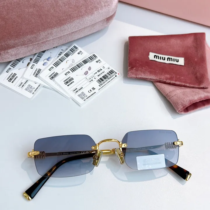 スーパーコピー ミュウミュウ サングラス