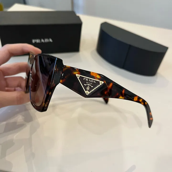 スーパーコピー プラダ サングラス