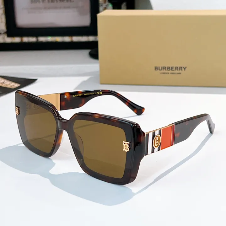 スーパーコピー バーバリー ス サングラス