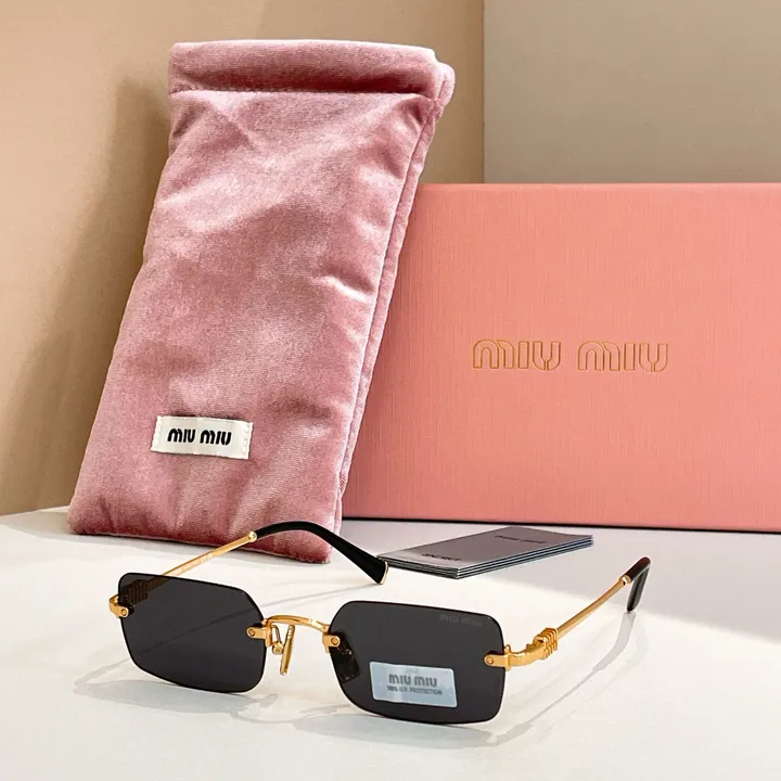 スーパーコピー ミュウミュウ サングラス