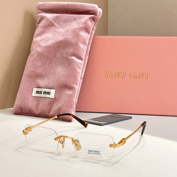 スーパーコピー ミュウミュウ サングラス