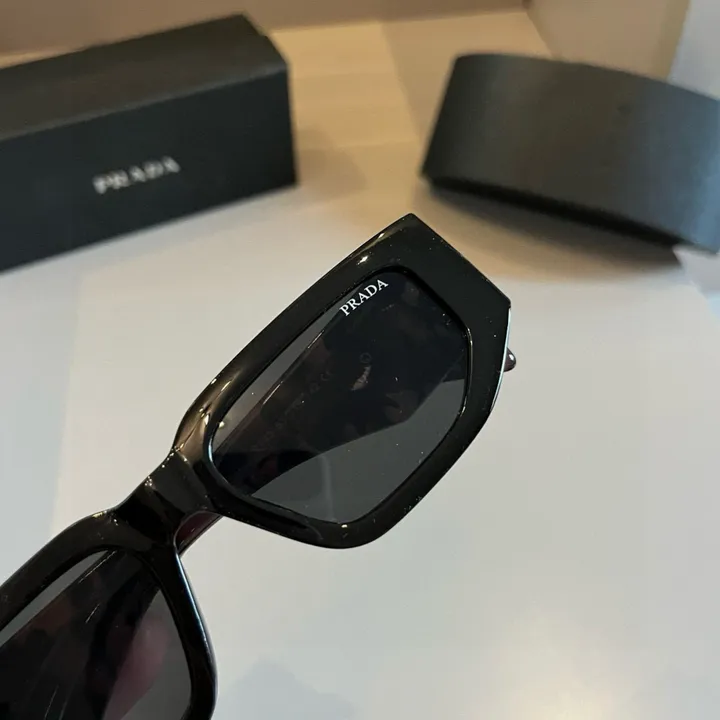 スーパーコピー プラダ サングラス
