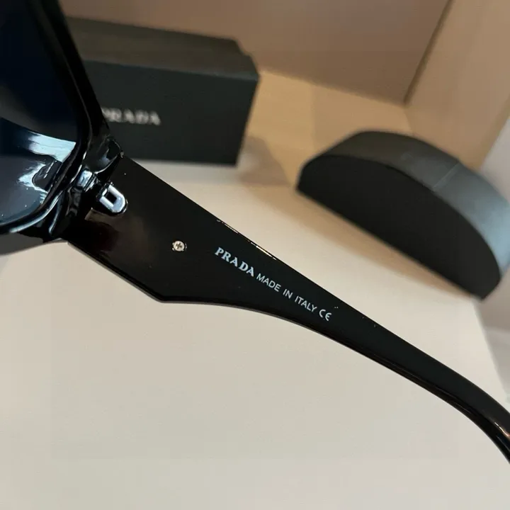 スーパーコピー プラダ サングラス