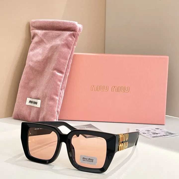 スーパーコピー ミュウミュウ サングラス