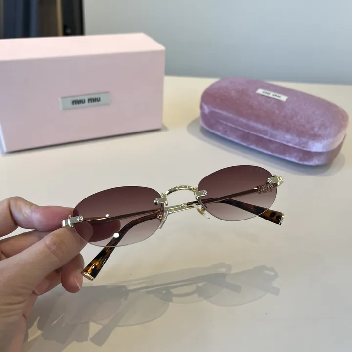 スーパーコピー ミュウミュウ サングラス