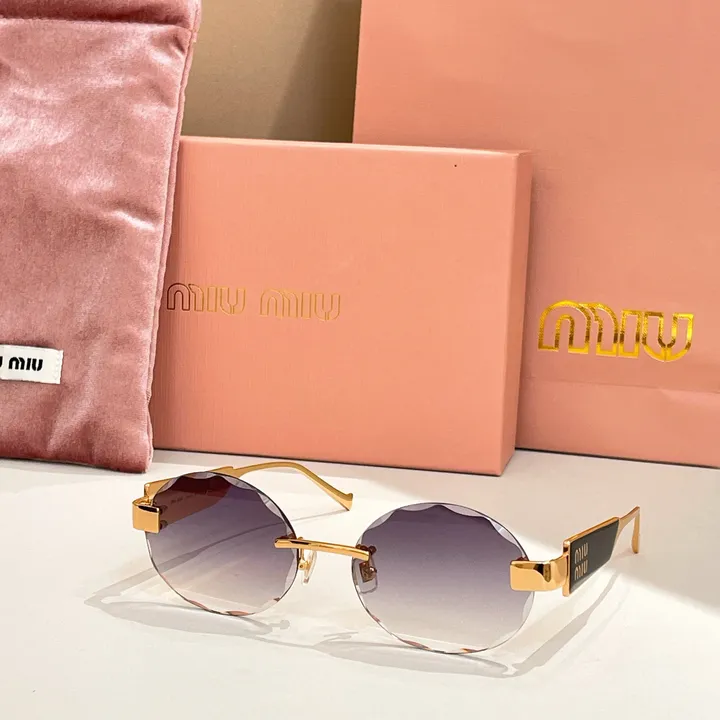 スーパーコピー ミュウミュウ サングラス