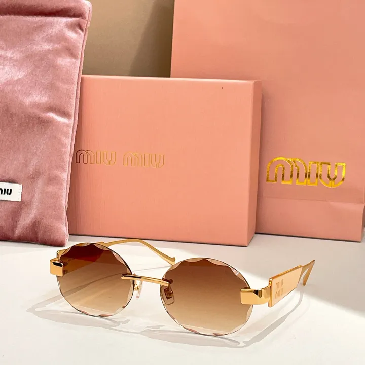 スーパーコピー ミュウミュウ サングラス