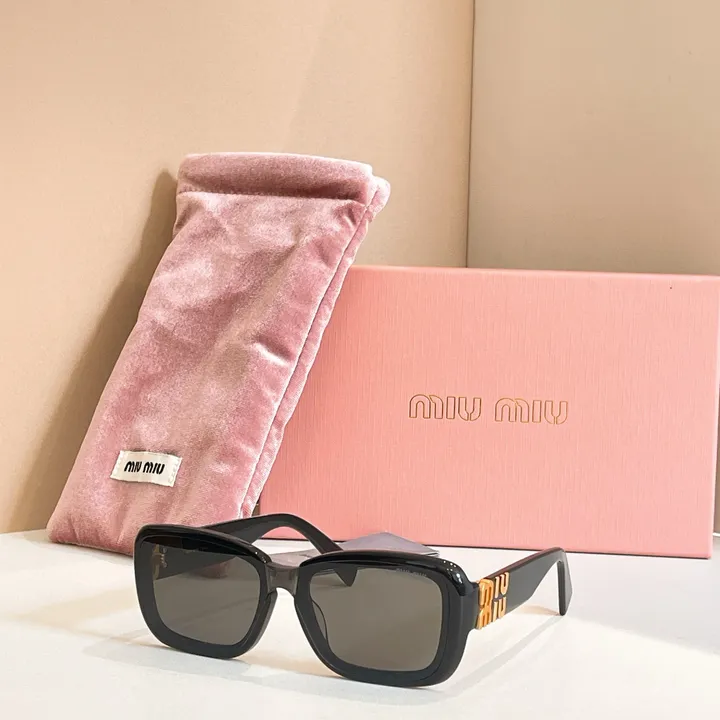 スーパーコピー ミュウミュウ サングラス