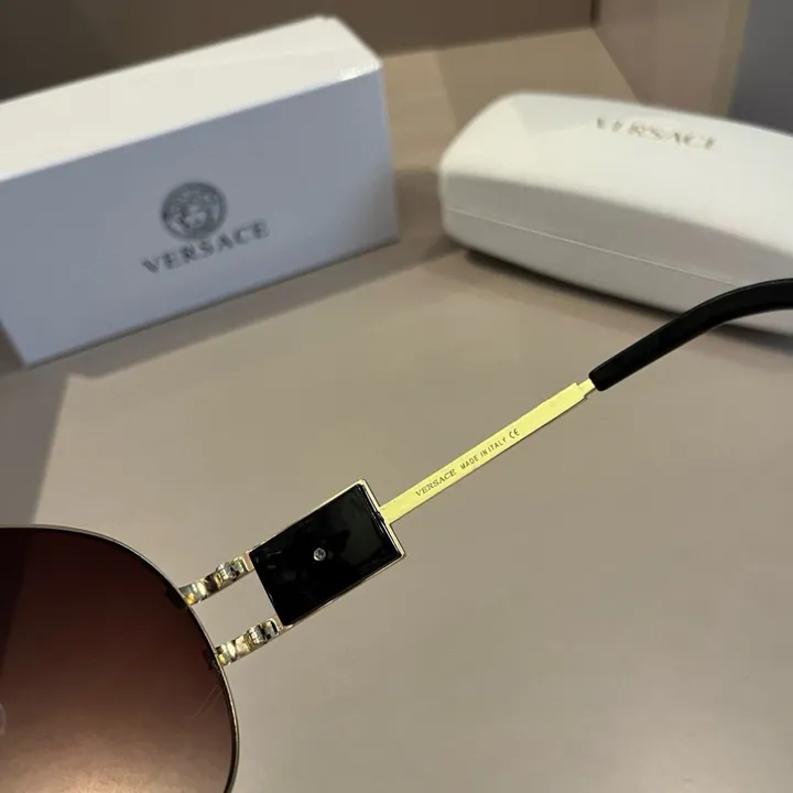 スーパーコピー バーバリー ス サングラス