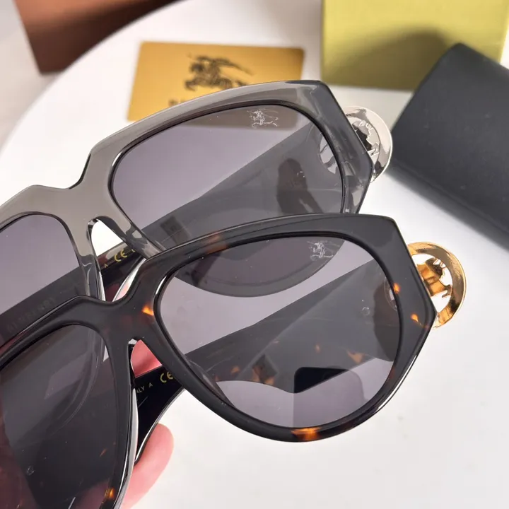 スーパーコピー バーバリー ス サングラス