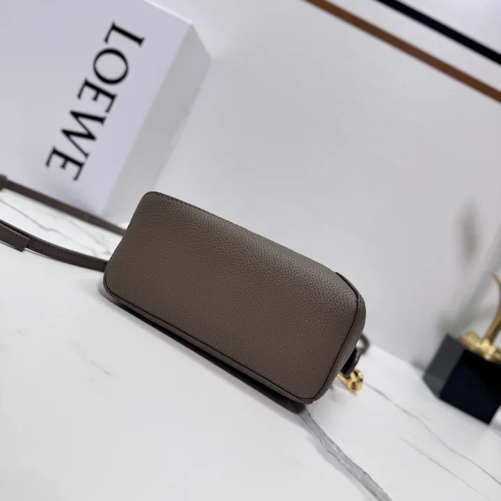 スーパーコピー ロエベ サングラス