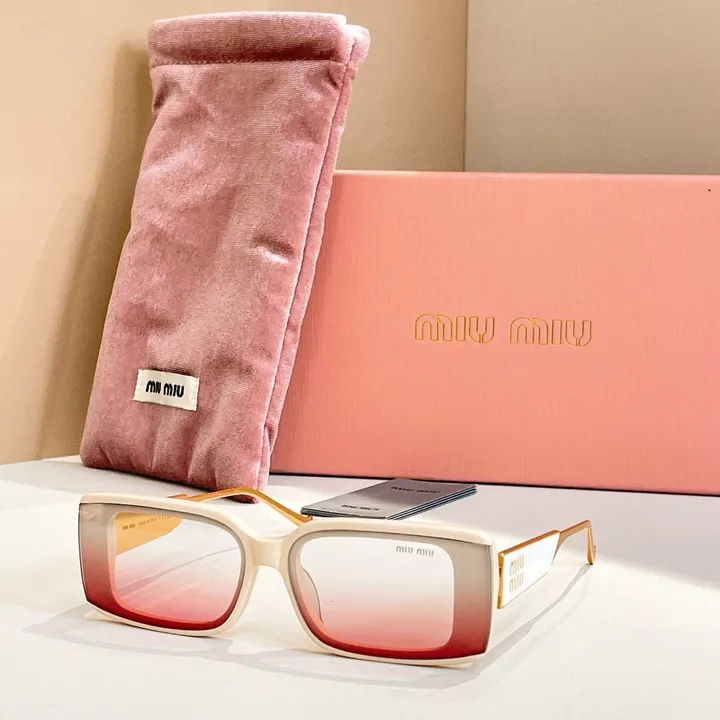 スーパーコピー ミュウミュウ サングラス
