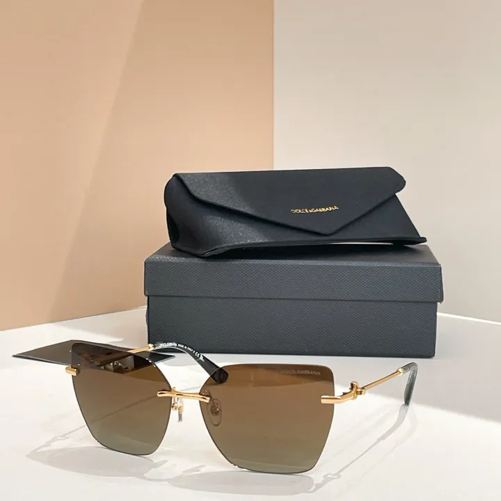 スーパーコピー ミュウミュウ サングラス