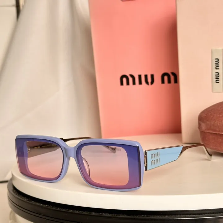 スーパーコピー ミュウミュウ サングラス
