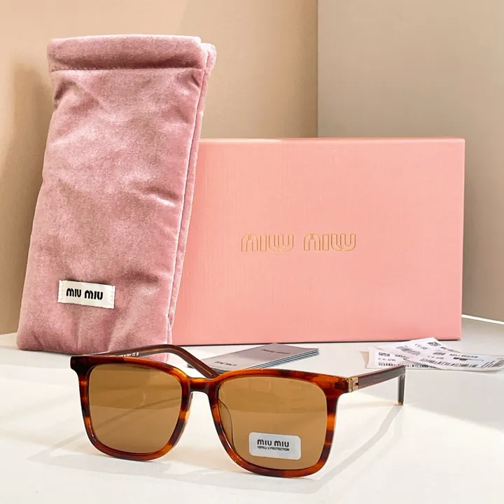 スーパーコピー ミュウミュウ サングラス