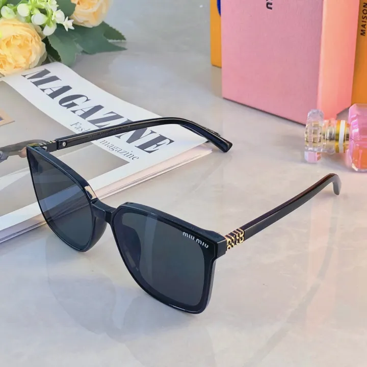 スーパーコピー ミュウミュウ サングラス