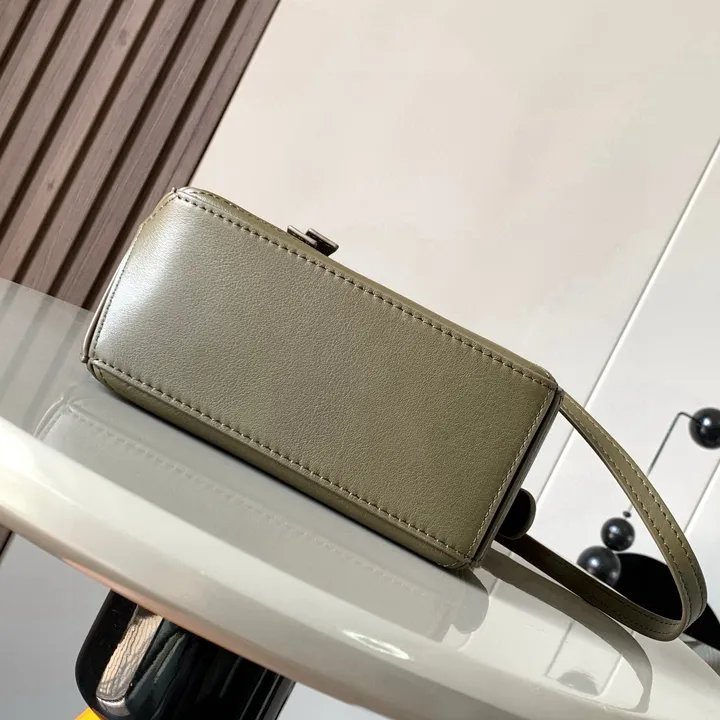 スーパーコピー ロエベ サングラス