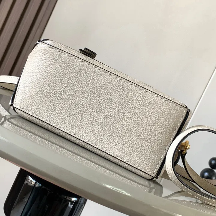 スーパーコピー ディオール サングラス