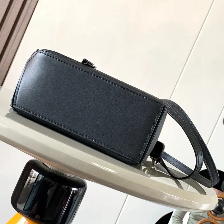 スーパーコピー ロエベ サングラス