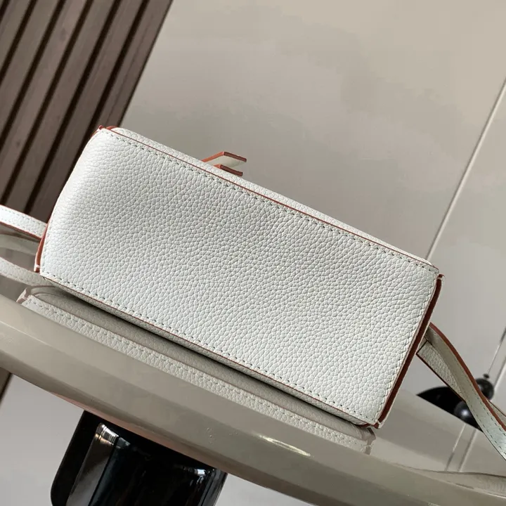 スーパーコピー ロエベ サングラス