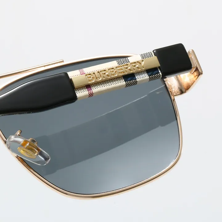 スーパーコピー プラダ サングラス